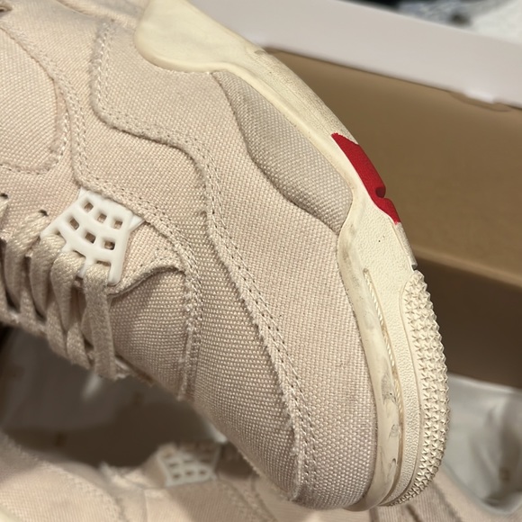 FINAL SALE: Woman’s Air Jordan 4 “Blank Canvas” - Picture 3 of 11